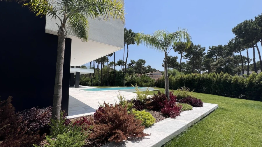 Moradia T6 para Venda em Charneca de Caparica e Sobreda Foto 17