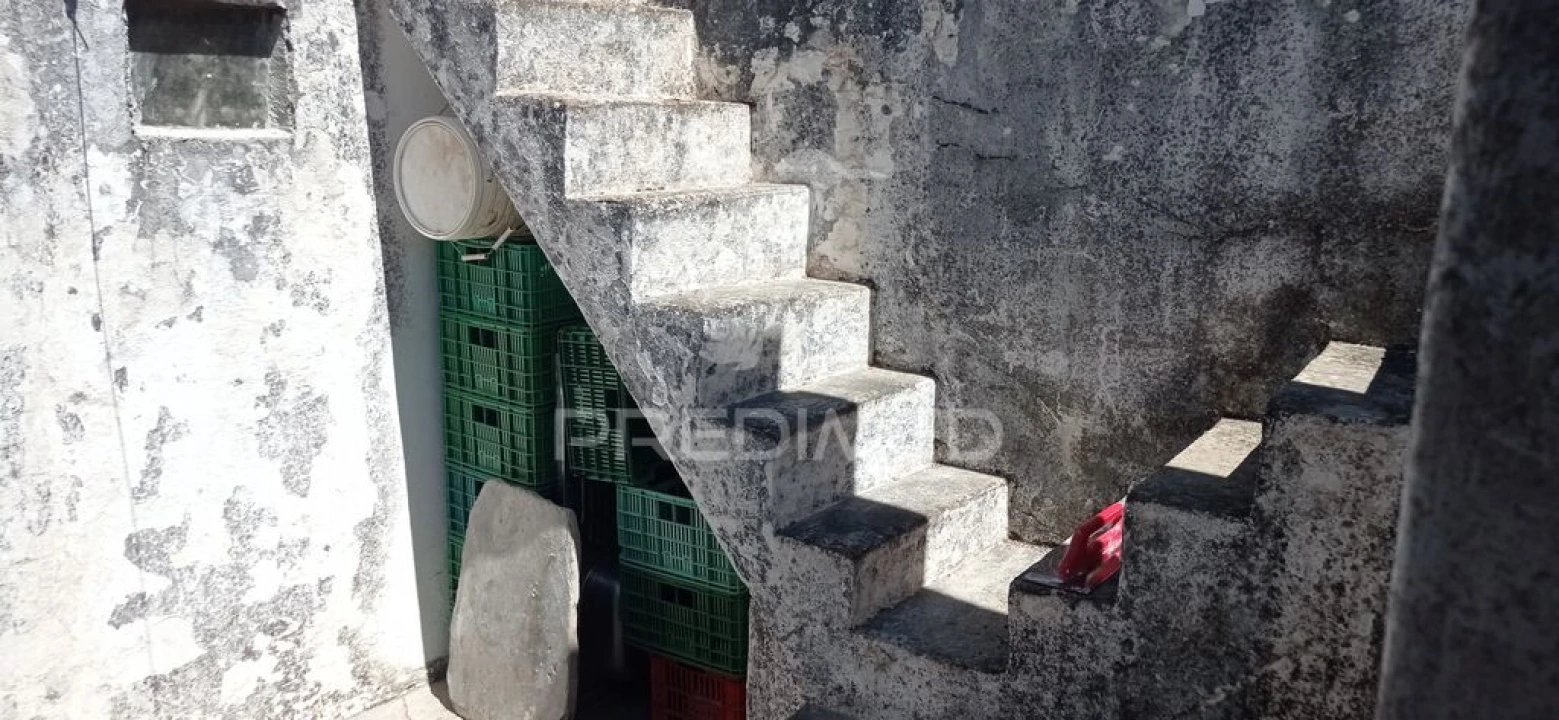 Moradia T3 para Venda em Veiros Foto 13