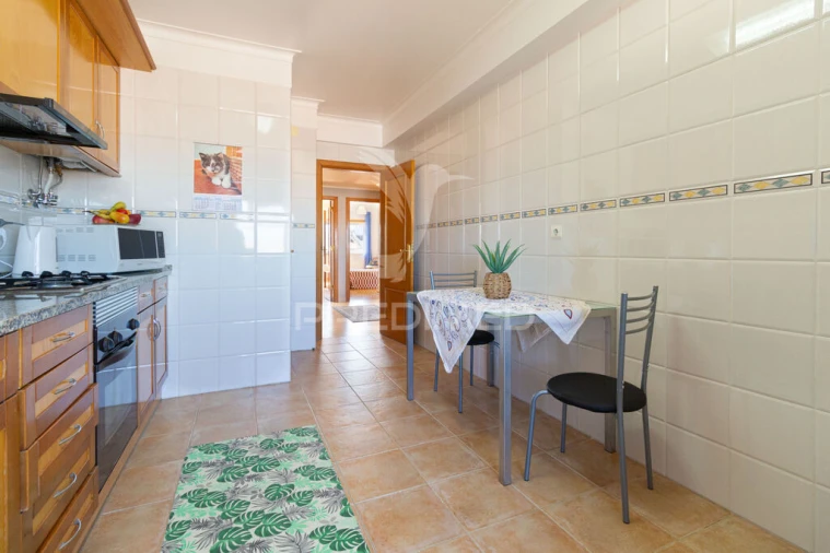 Apartamento T2 para Venda em Corroios Foto 14