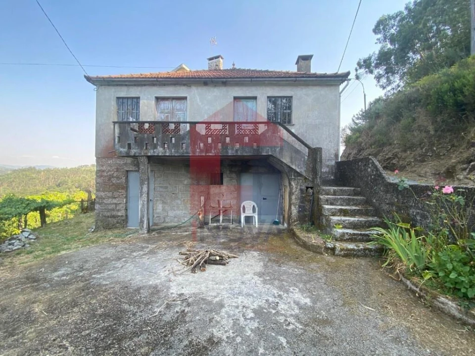 Moradia T1 para Venda em Valbom (São Pedro), Passô e Valbom (São Martinho) Foto 1