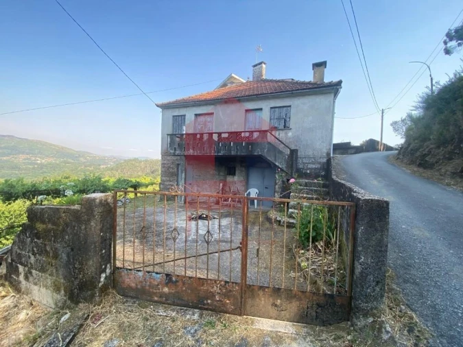 Moradia T1 para Venda em Valbom (São Pedro), Passô e Valbom (São Martinho) Foto 24