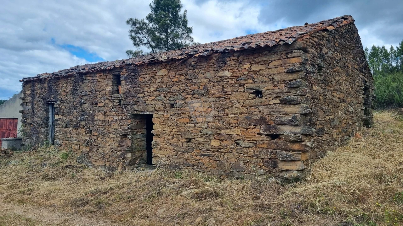 Terreno para Venda em Santo Andre das Tojeiras Foto 12