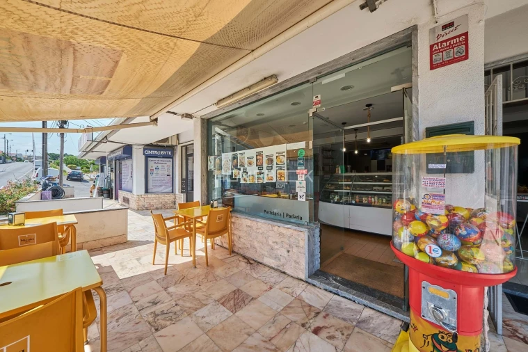 Negócio para Venda em Agualva e Mira-Sintra Foto 1