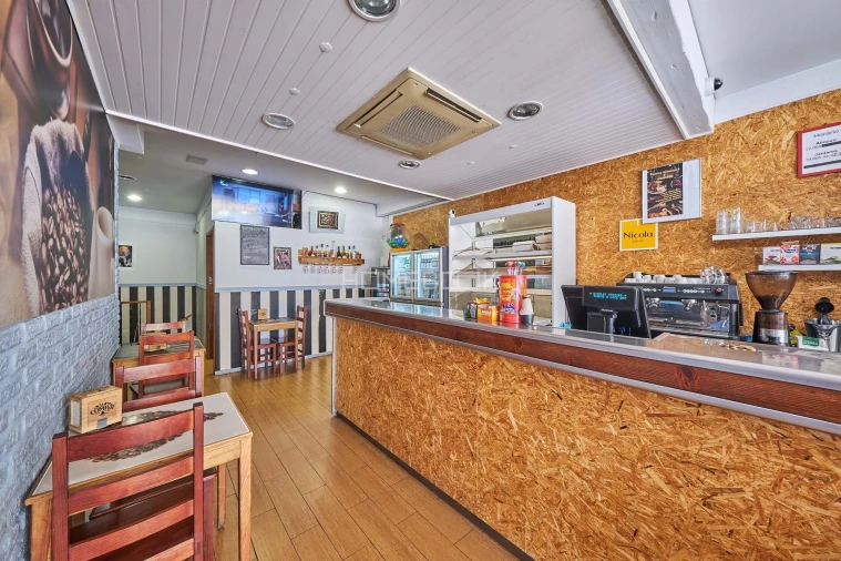 Negócio para Venda em Agualva e Mira-Sintra Foto 7