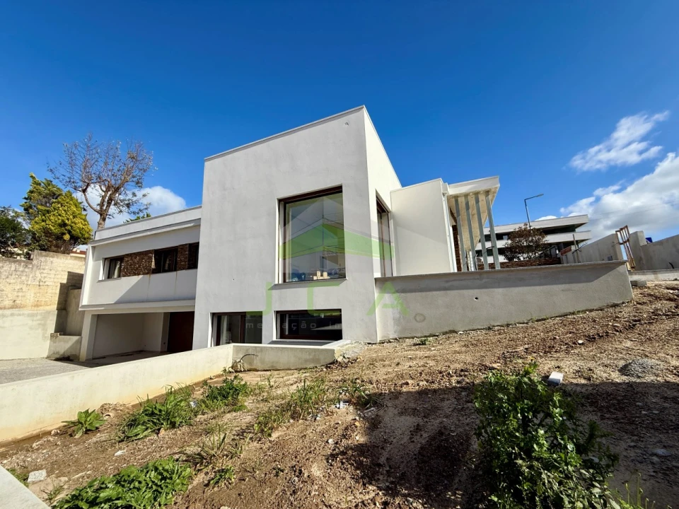 Moradia T4 para Venda em Leiria, Pousos, Barreira e Cortes Foto 5