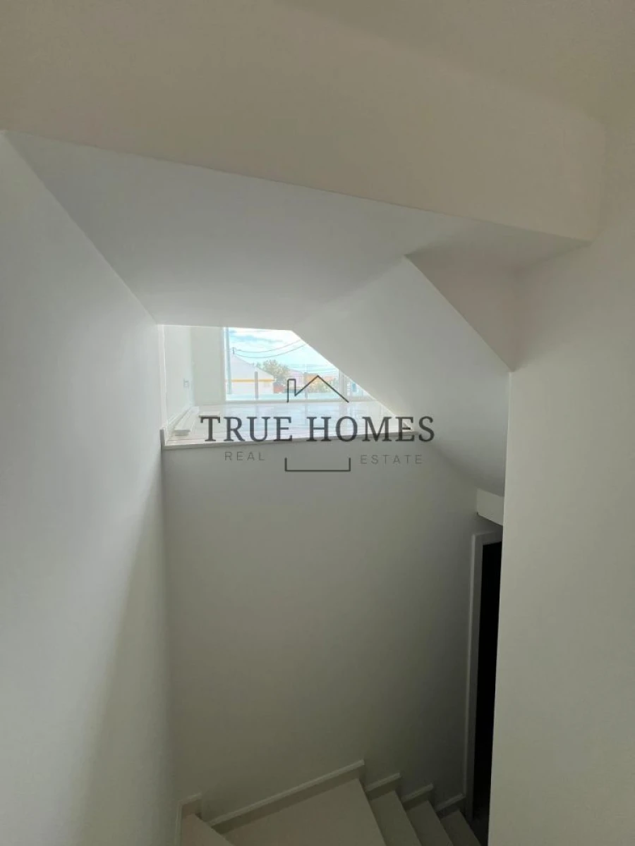 Moradia T3 para Venda em Charneca de Caparica e Sobreda Foto 17