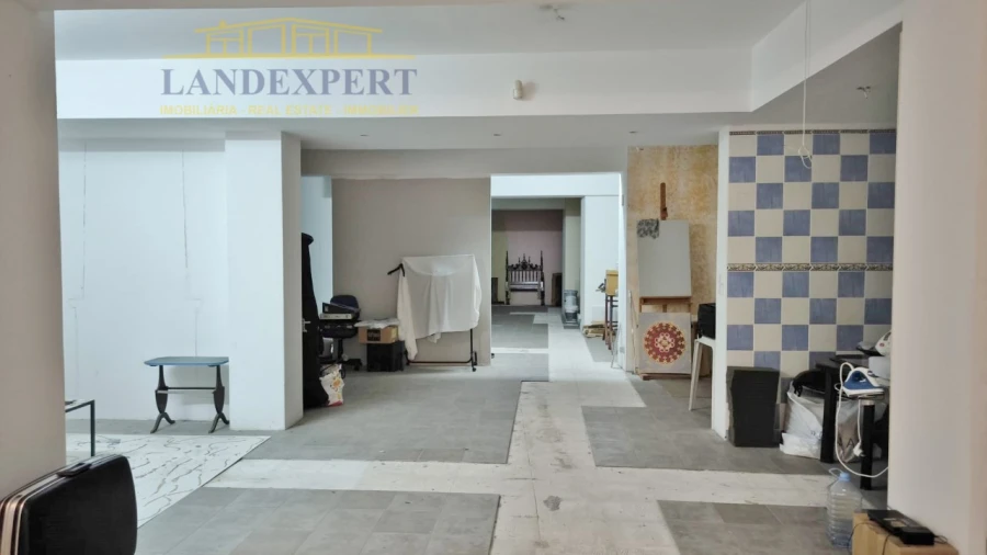 Loja para Venda em Alcantarilha e Pêra Foto 3