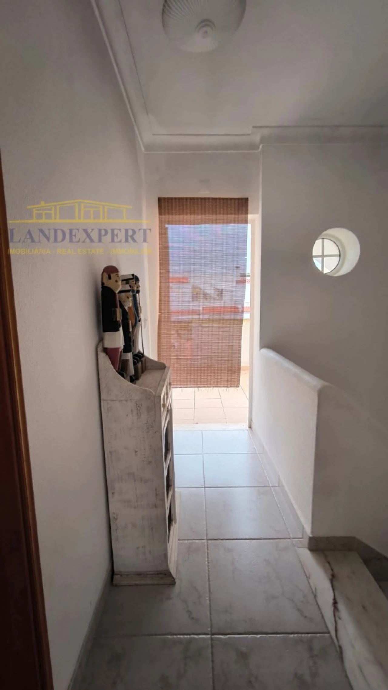 Moradia T3 para Venda em Armação de Pera Foto 17