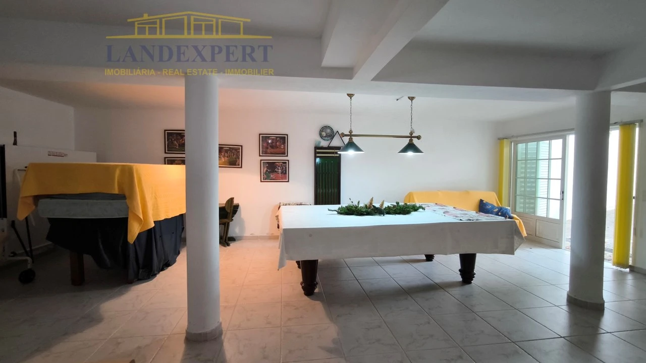 Moradia T3 para Venda em Armação de Pera Foto 38