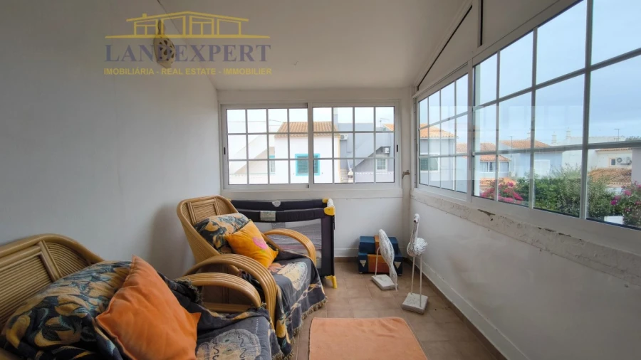 Moradia T3 para Venda em Armação de Pera Foto 24