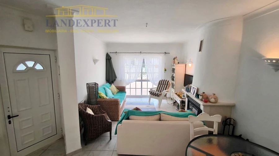 Moradia T3 para Venda em Armação de Pera Foto 14