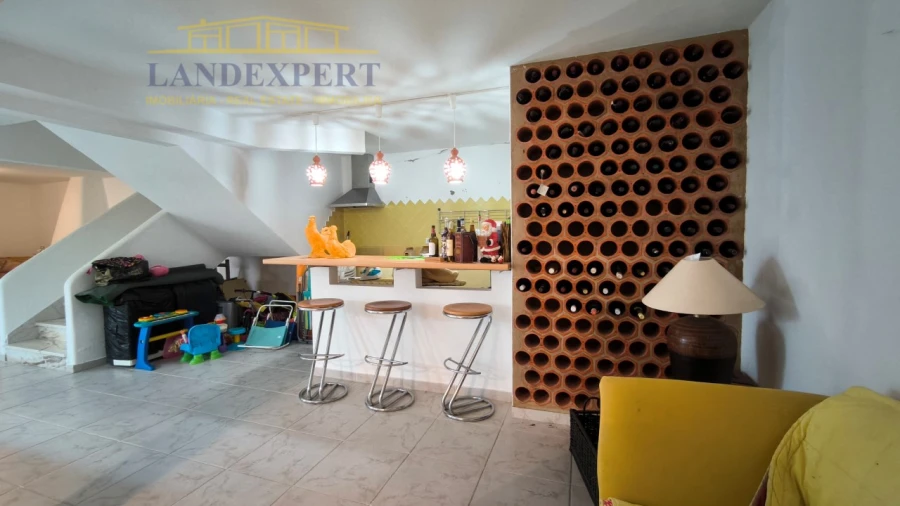 Moradia T3 para Venda em Armação de Pera Foto 36