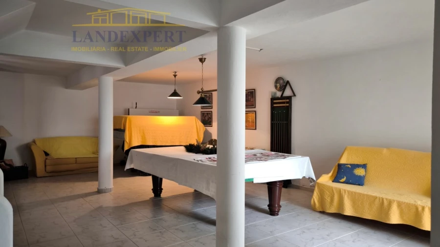 Moradia T3 para Venda em Armação de Pera Foto 39