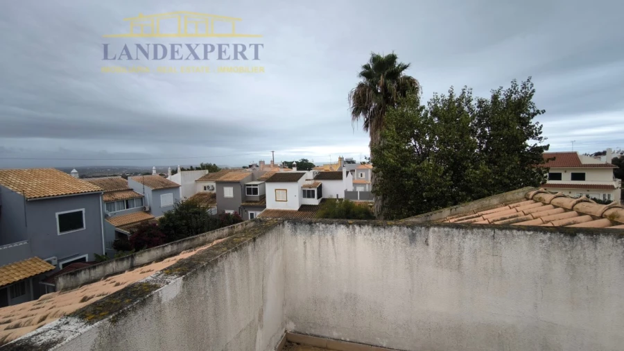 Moradia T3 para Venda em Armação de Pera Foto 46