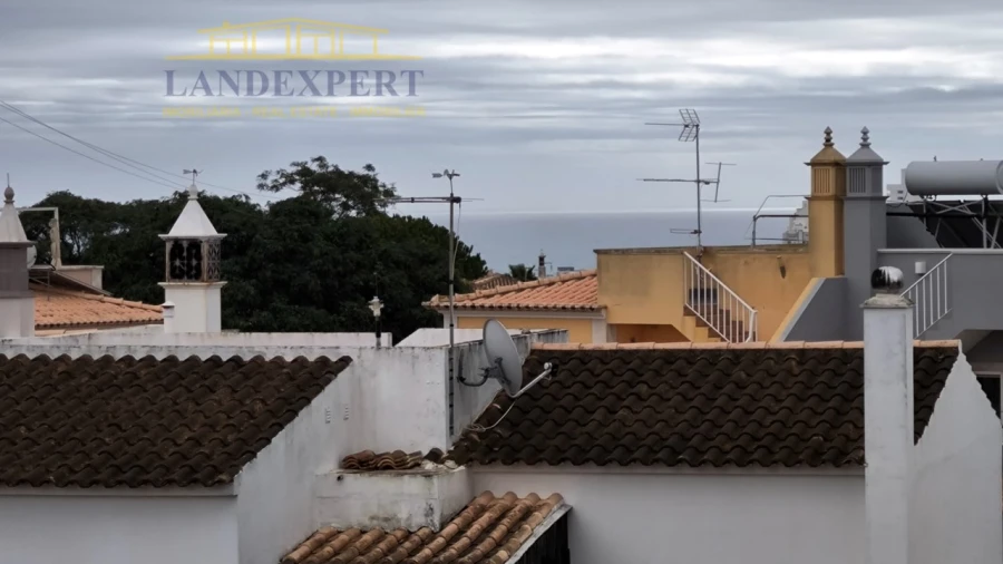 Moradia T3 para Venda em Armação de Pera Foto 48