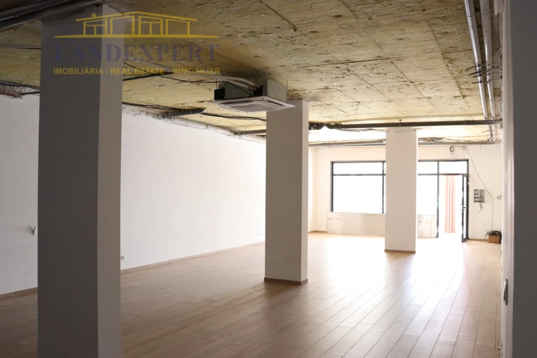 Loja para Venda em Armação de Pera Foto 4