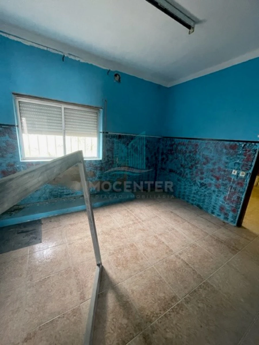 Prédio para Venda em Quiaios Foto 26