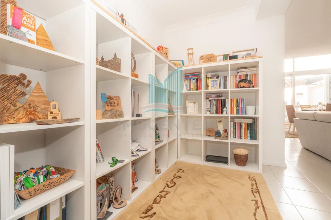 Apartamento T1 para Venda em Quiaios Foto 6