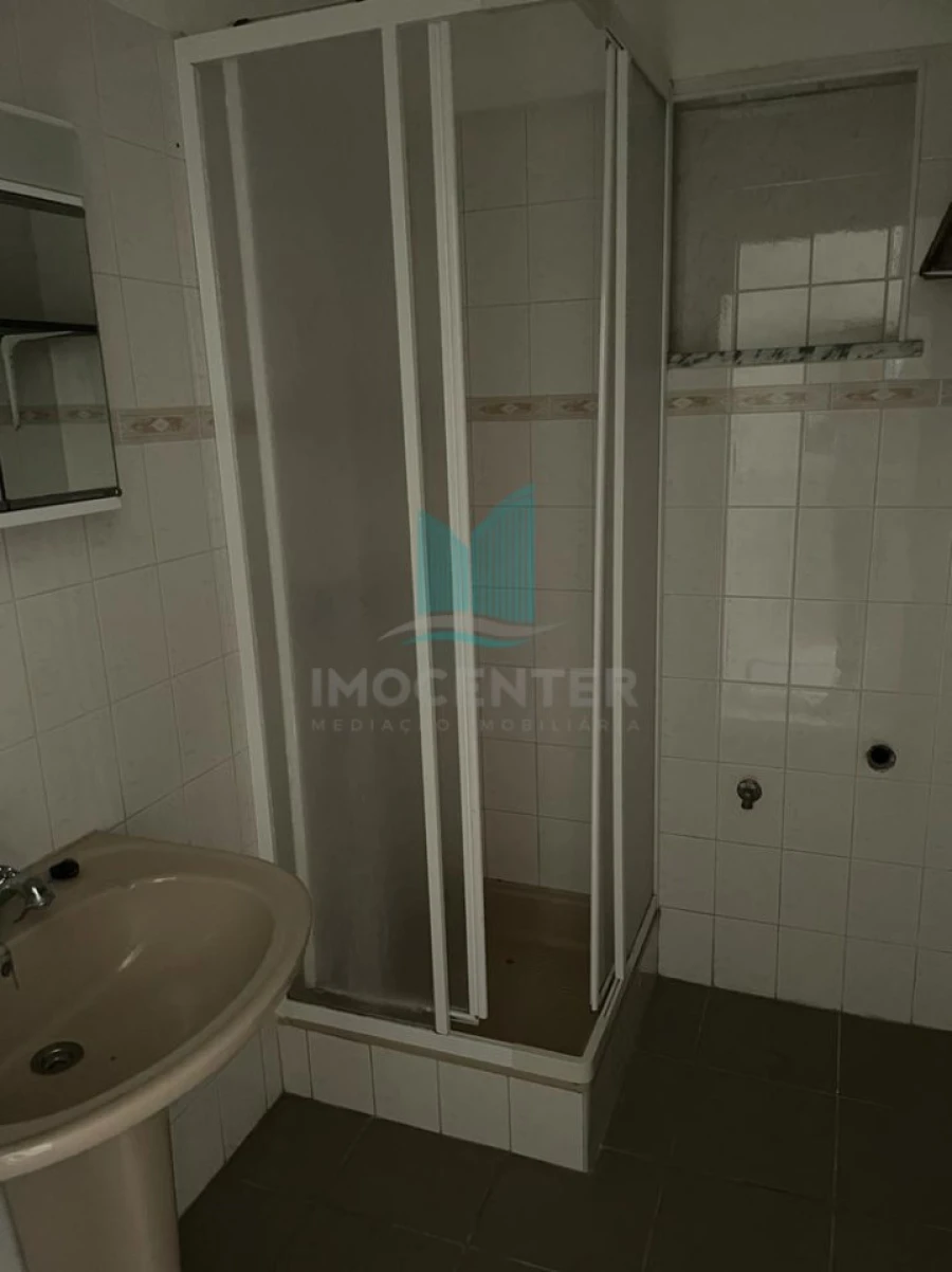 Negócio para Venda em Lavos Foto 23