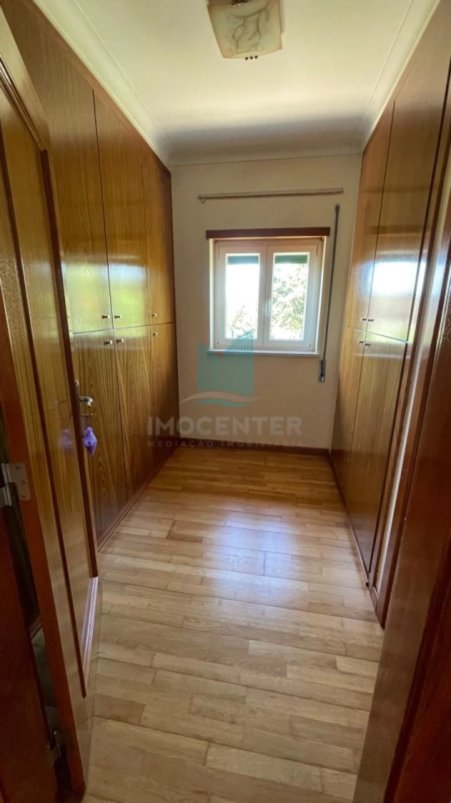 Moradia T4 para Venda em Carriço Foto 16