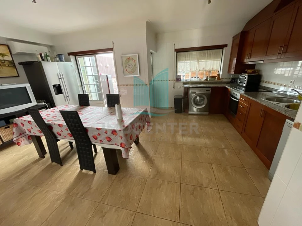 Moradia T3 para Venda em Paião Foto 8