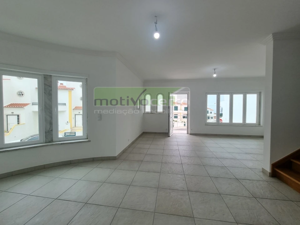 Moradia T4 para Venda em Ericeira Foto 6