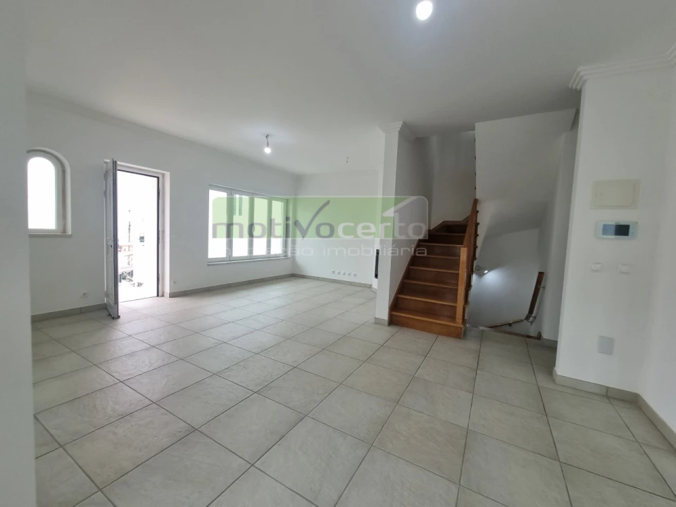 Moradia T4 para Venda em Ericeira Foto 7