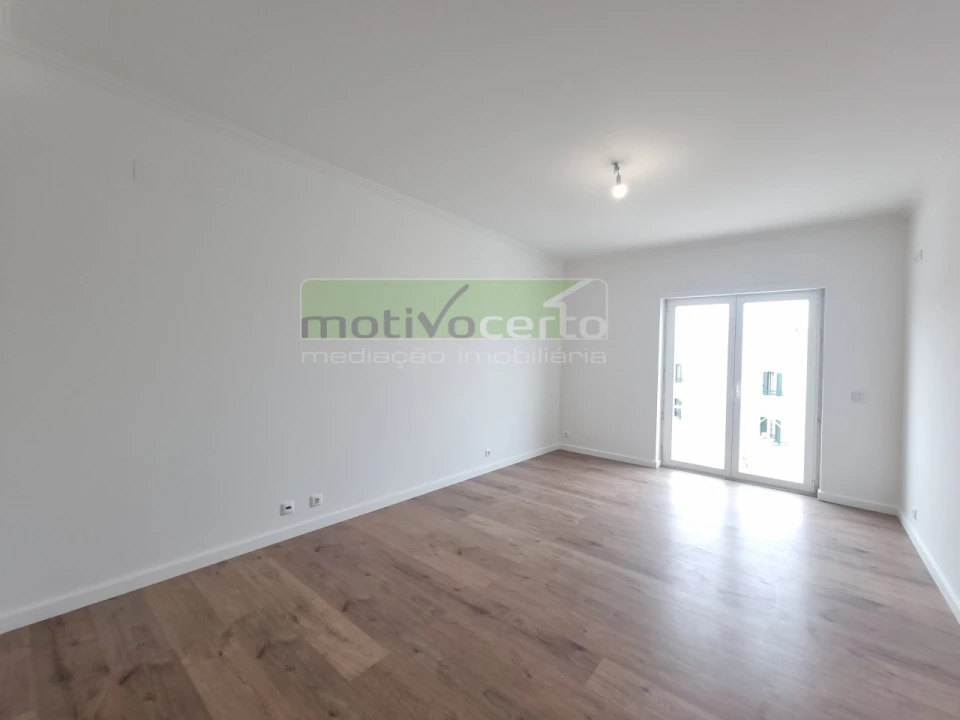 Moradia T4 para Venda em Ericeira Foto 12