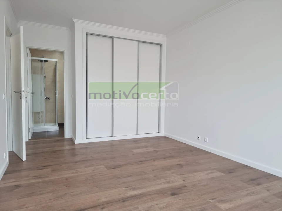 Moradia T4 para Venda em Ericeira Foto 13