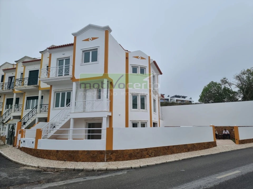 Moradia T4 para Venda em Ericeira Foto 3