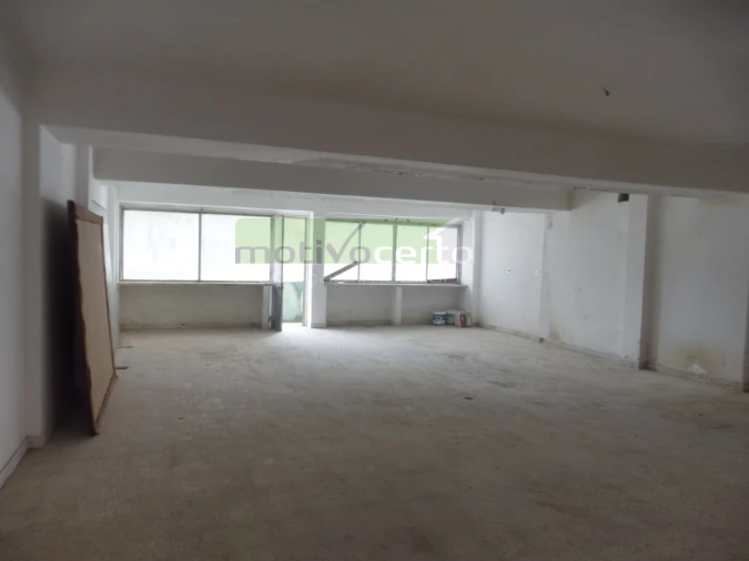 Loja para Venda em Agualva e Mira-Sintra Foto 2