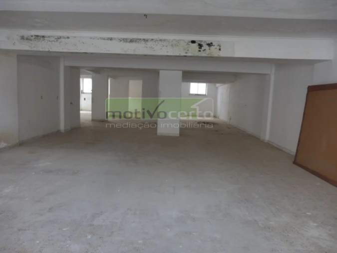 Loja para Venda em Agualva e Mira-Sintra Foto 4