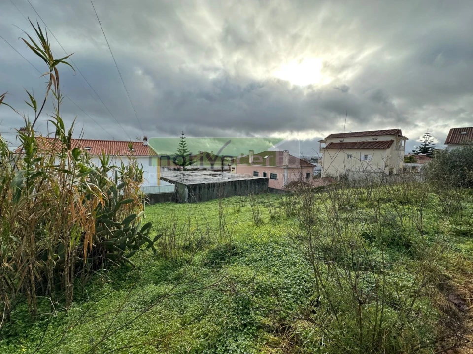 Terreno para Venda em Santo António dos Cavaleiros e Frielas Foto 11