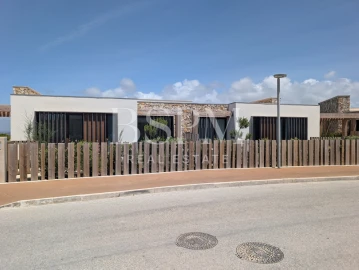 Moradia T3 para Venda em Vau