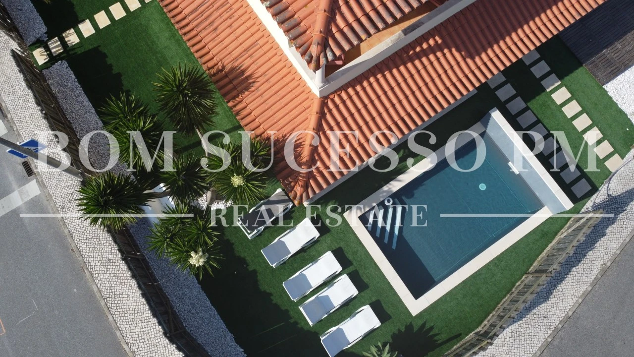 Moradia T4 para Venda em Vau Foto 12