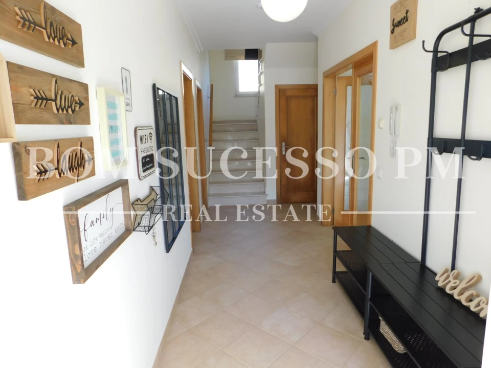 Moradia T4 para Venda em Vau Foto 17