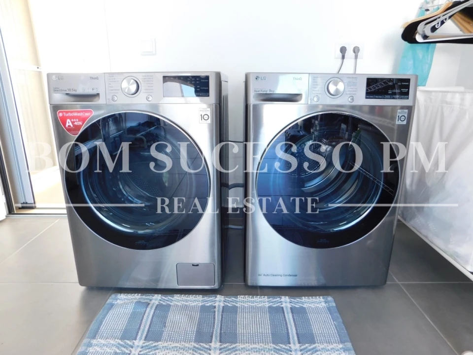 Moradia T4 para Venda em Cela Foto 37