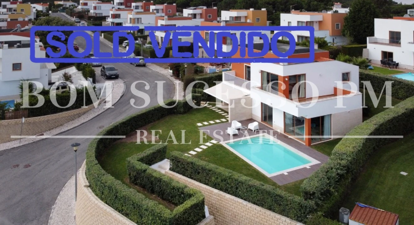 Moradia T3 para Venda em Vau Foto 1