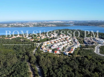 Moradia T3 para Venda em Vau