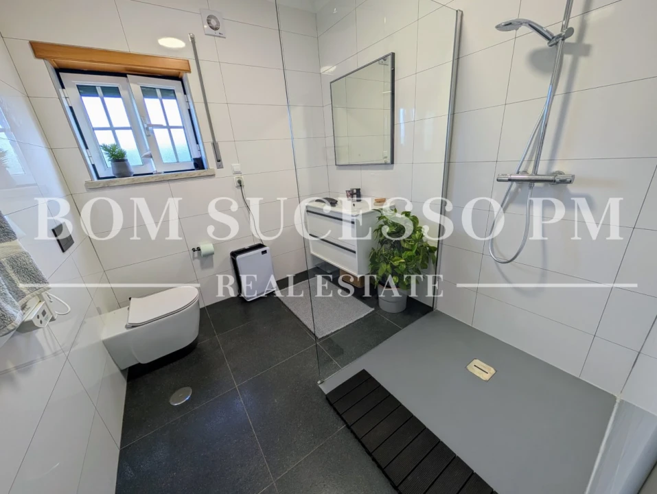 Moradia T3 para Venda em A dos Francos Foto 32