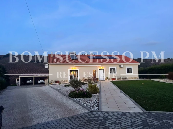 Moradia T3 para Venda em A dos Francos Foto 13