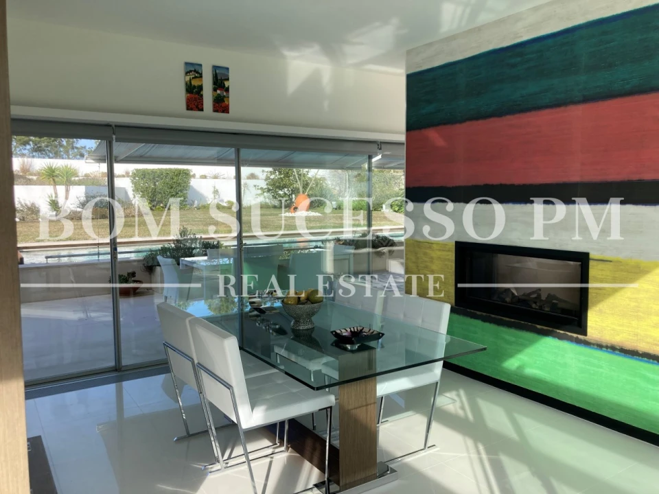Moradia T4 para Venda em Vau Foto 24