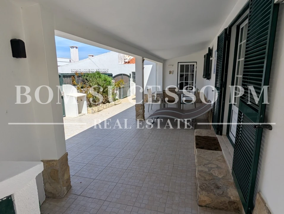 Moradia T4 para Venda em Vau Foto 38