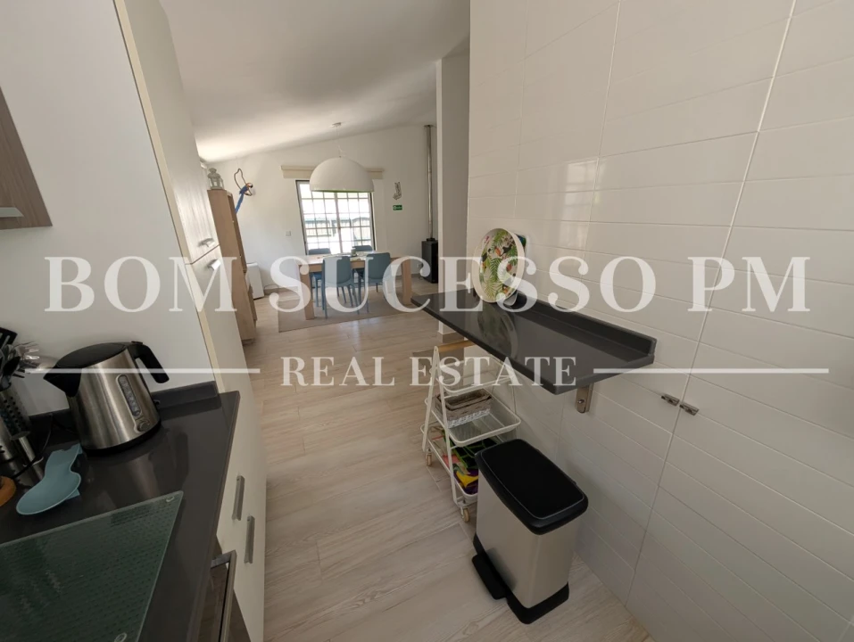 Moradia T4 para Venda em Vau Foto 9