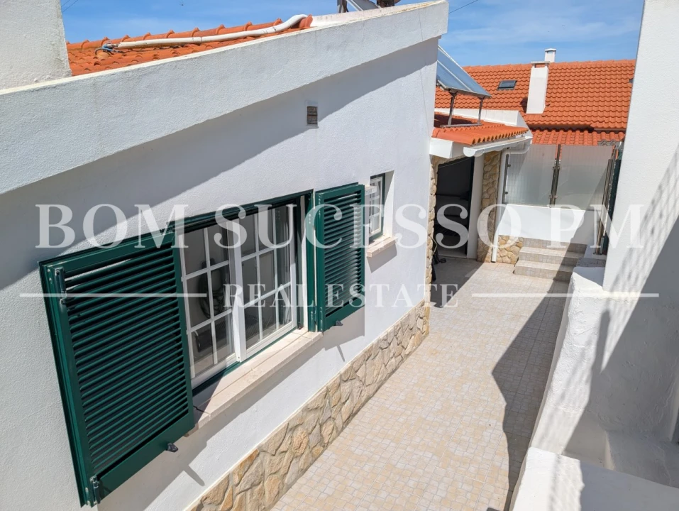 Moradia T4 para Venda em Vau Foto 35