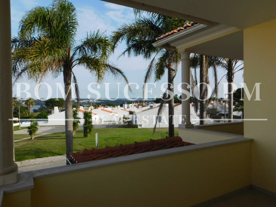 Moradia T3 para Venda em Vau Foto 27