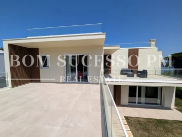 Moradia T4 para Venda em Vau