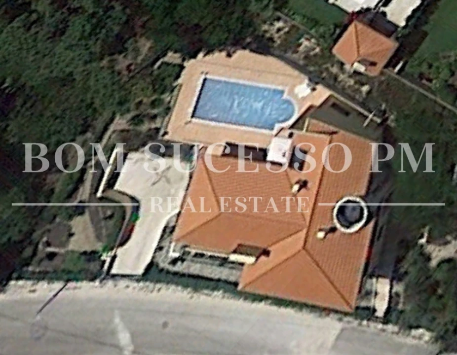 Moradia T5 para Venda em Vau Foto 45