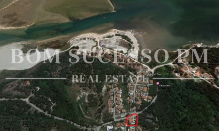 Moradia T5 para Venda em Vau