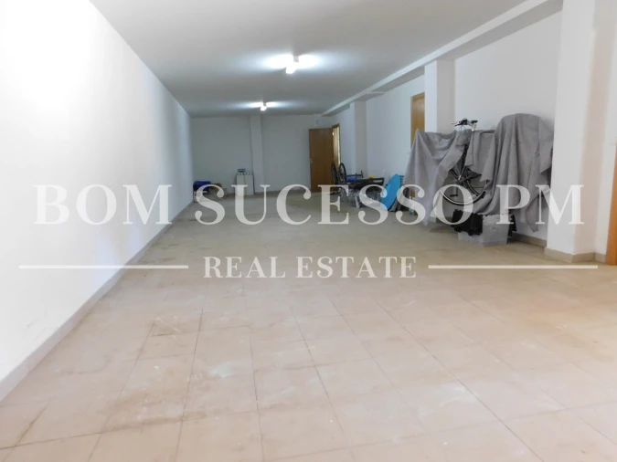Moradia T5 para Venda em Vau Foto 40